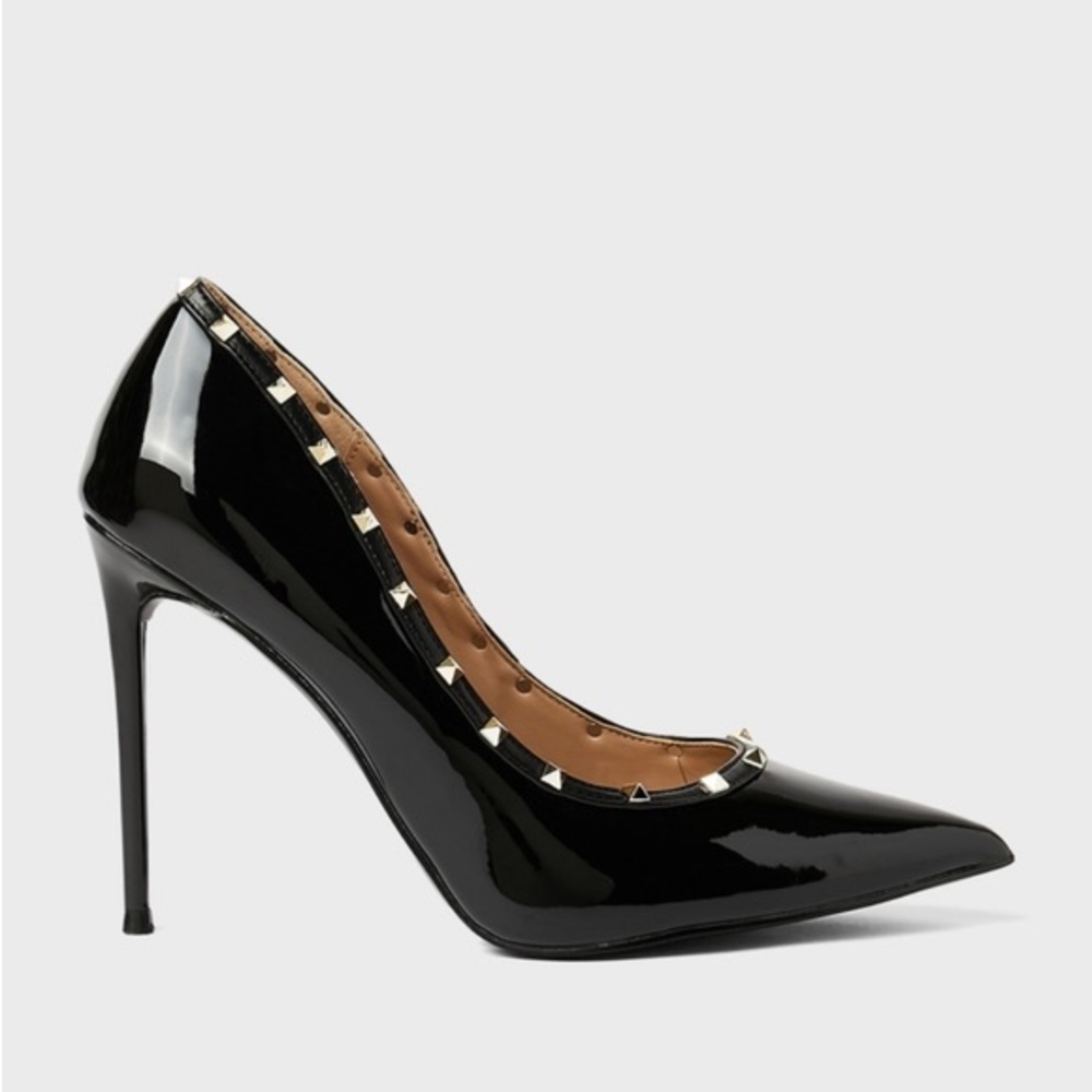 Steve Madden Vivvaa Stiletto Studded Rock Pumps